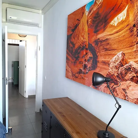 Stylish 2-bedroom Yumbo Hébergement de vacances *